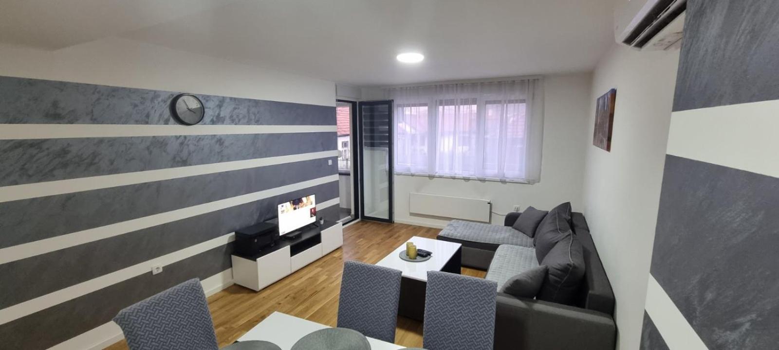 Vlyche Apartment Free Parking Ni Exterior foto